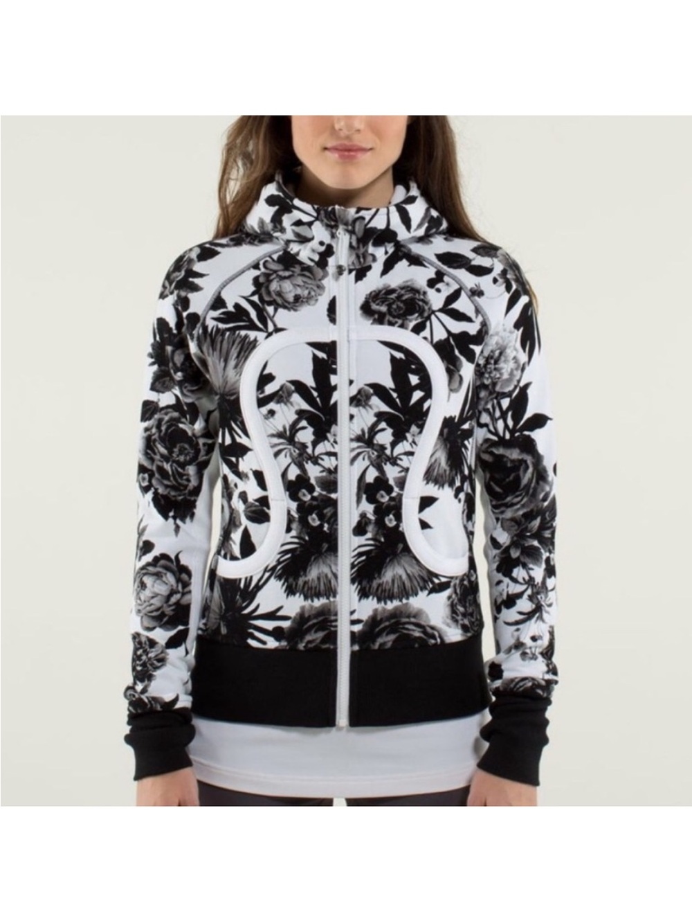 LULULEMON Scuba Hoodie *Stretch Brisk Bloom Black White